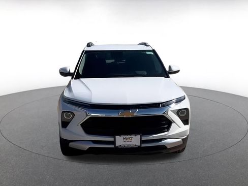 Used 2025 Chevrolet TrailBlazer LT image 4