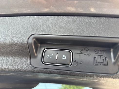 Used 2023 Ford Explorer XLT w/ Equipment Group 202A image 31