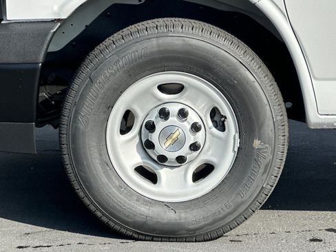 New 2025 Chevrolet Express 2500 w/ Driver Convenience Package image 23
