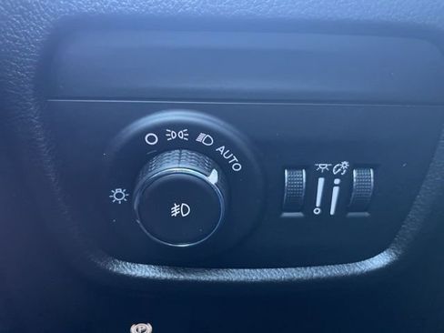 Used 2024 Jeep Grand Cherokee L Overland w/ Trailer Tow Package image 32