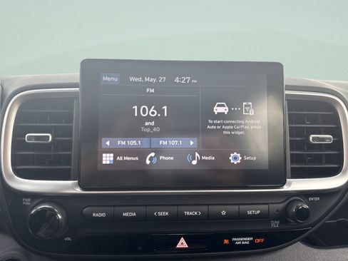 Used 2025 Hyundai Venue SEL FWD image 26