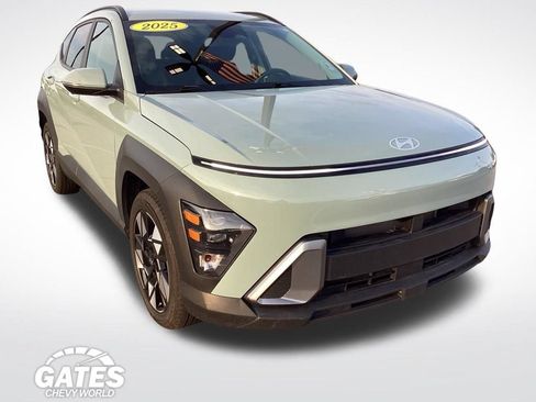 Used 2025 Hyundai Kona SEL FWD image 1