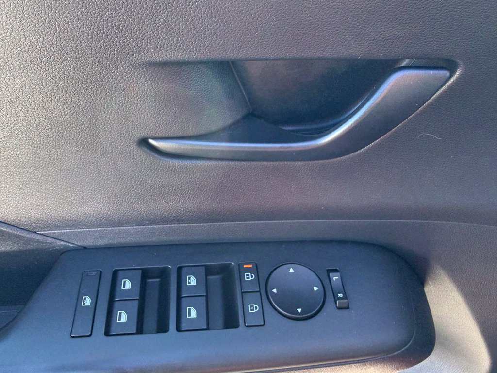 Certified 2024 Hyundai Kona SEL AWD/4WD image 21