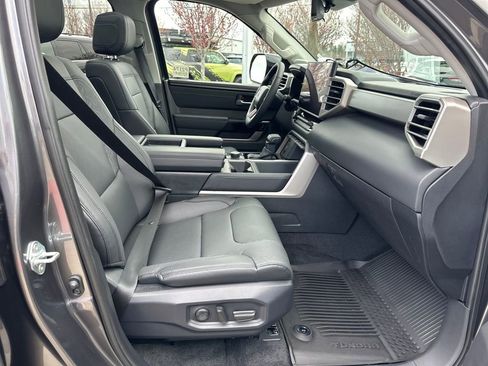 Used 2024 Toyota Tundra Limited w/ TRD Off-Road Package image 17
