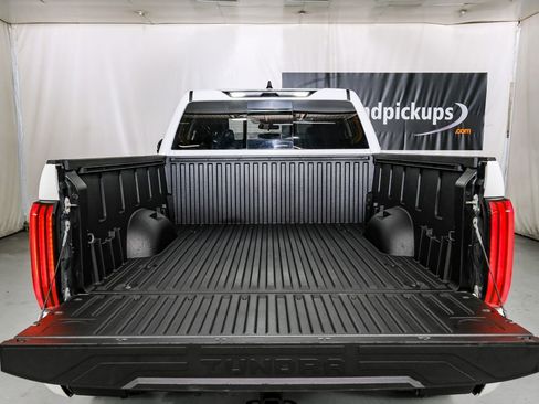 Used 2022 Toyota Tundra SR5 w/ SR5 Convenience Package image 44