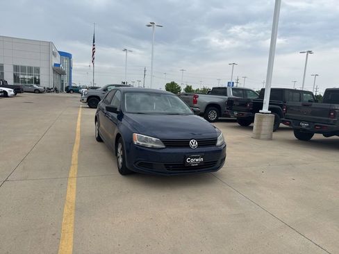 Used 2013 Volkswagen Jetta S FWD image 5