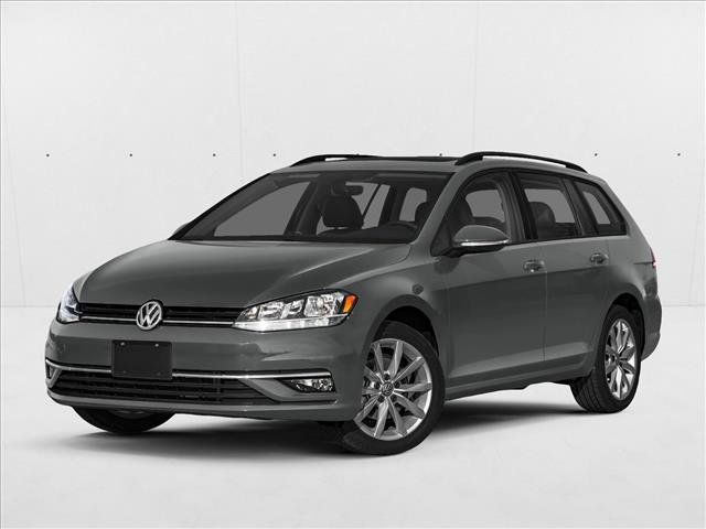 Used 2019 Volkswagen Golf SportWagen FWD image 1