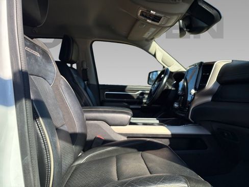 Used 2022 RAM 1500 Laramie image 8