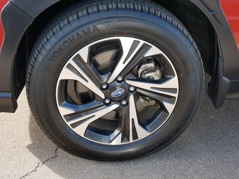 Used 2024 Subaru Crosstrek 2.0i Premium image 15