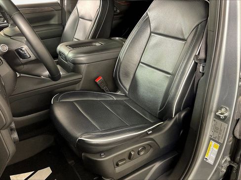Used 2023 Chevrolet Suburban LS image 22