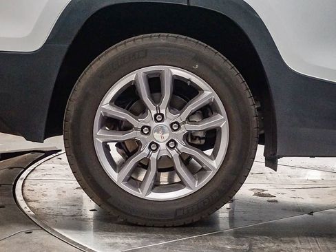 Used 2022 GMC Terrain SLT image 7