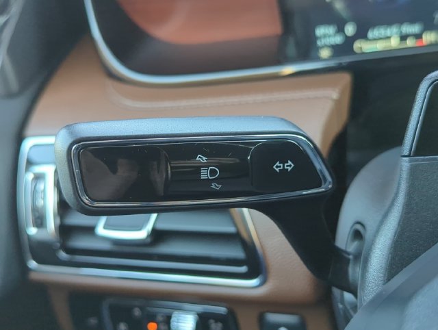 Used 2023 Lincoln Navigator L Reserve AWD/4WD image 37