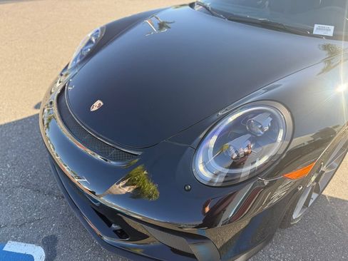 Used 2018 Porsche 911 GT3 RWD image 10