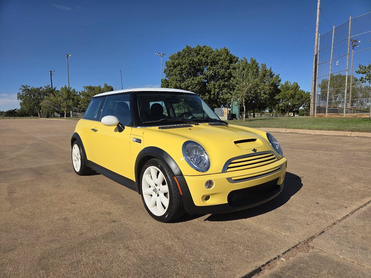 Used 2003 MINI Cooper S FWD image 27