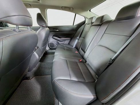 Certified 2023 Nissan Altima 2.5 SR w/ SR Premium Package FWD image 32