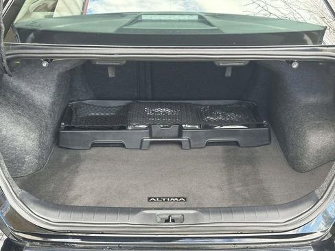 Used 2023 Nissan Altima 2.5 SV w/ SV Premium Package image 12