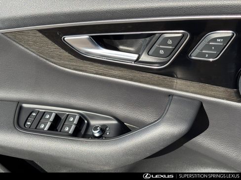 Used 2018 Audi Q7 3.0T Premium image 19