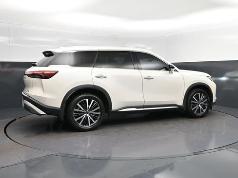 Certified 2023 INFINITI QX60 Sensory w/ Vision Package AWD/4WD image 8