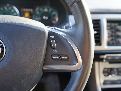 Used 2015 Jaguar XF Portfolio RWD image 13