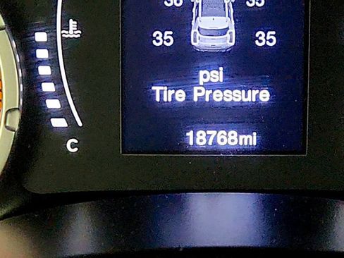 Used 2021 Jeep Renegade Sport AWD/4WD image 15