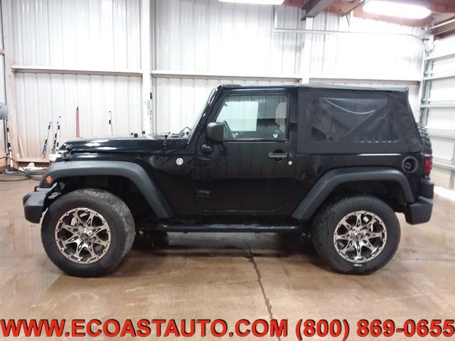 Used 2012 Jeep Wrangler Sport AWD/4WD image 6