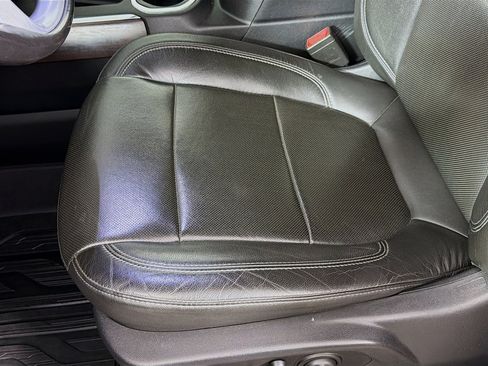 Used 2020 GMC Sierra 2500 SLT w/ Technology Package image 22