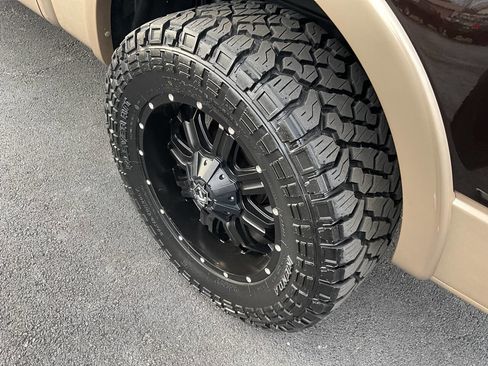 Used 2014 Ford F150 King Ranch w/ King Ranch Luxury Package image 41