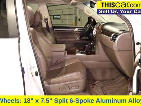 Used 2014 Lexus GX 460 w/ Premium Package AWD/4WD image 31