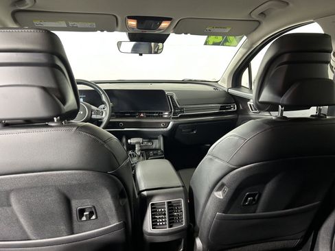 Certified 2024 Kia Sportage EX image 13