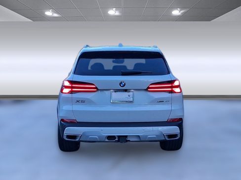 Used 2026 BMW X5 xDrive40i w/ Executive Package AWD/4WD image 9