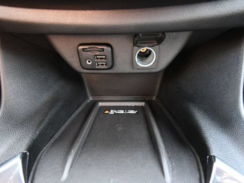 Used 2023 Chevrolet Traverse Premier AWD/4WD image 31