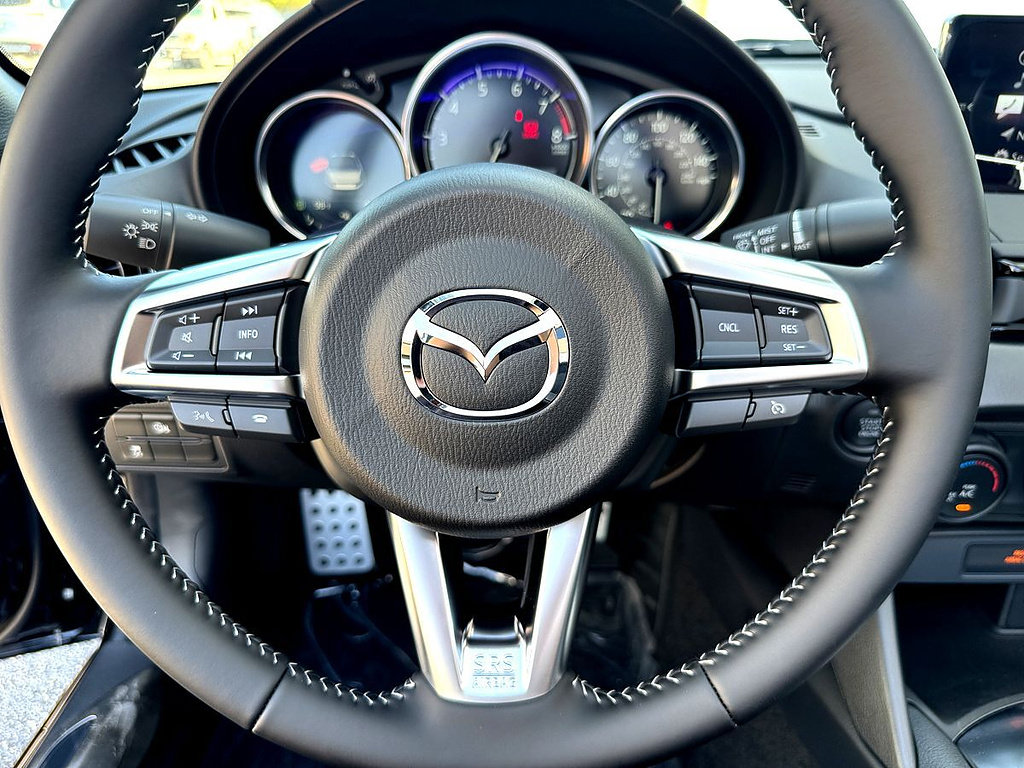 New 2026 MAZDA MX-5 Miata Sport w/ Interior Package RWD image 13