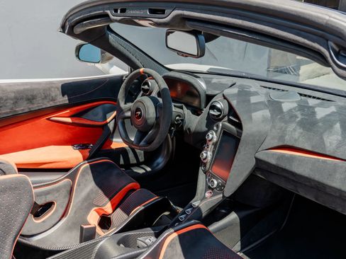 Used 2022 McLaren 765LT RWD image 63