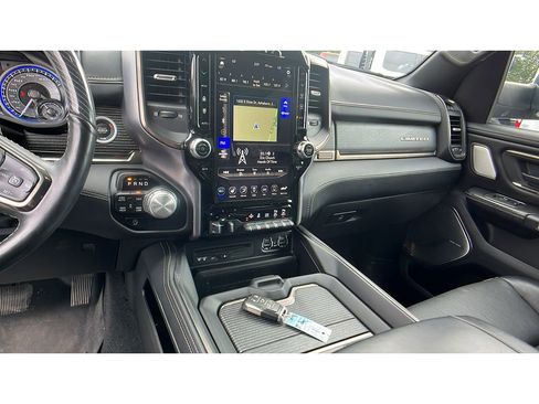 Used 2019 RAM 1500 Limited image 11