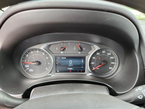 Used 2024 GMC Terrain SLE image 15