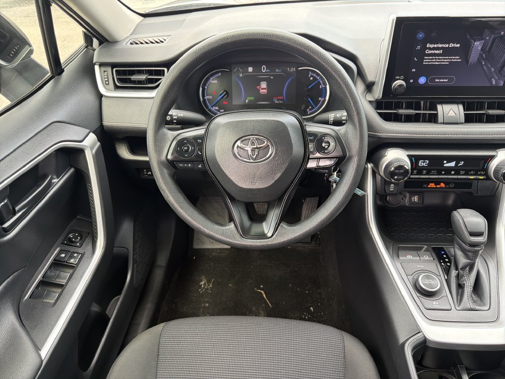 Used 2024 Toyota RAV4 LE AWD/4WD image 13