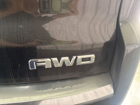 Used 2017 GMC Acadia Limited SLT image 15