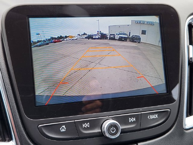 Used 2016 Chevrolet Malibu LT FWD image 19