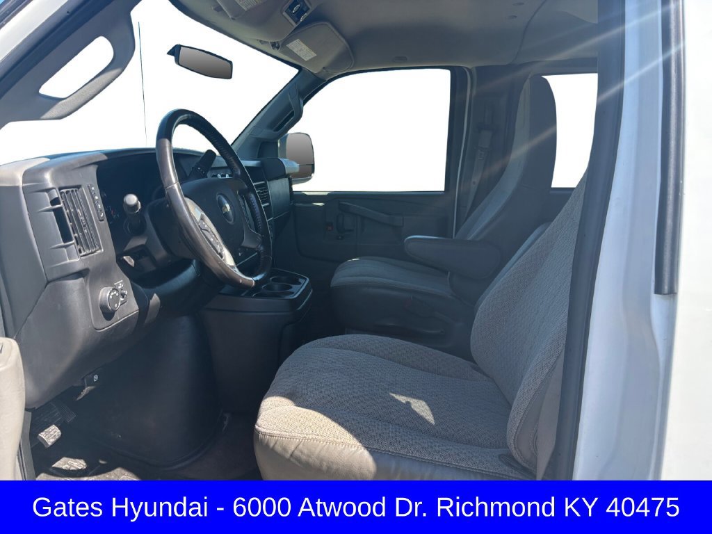 Used 2016 Chevrolet Express 3500 LT w/ LT Preferred Equipment Group RWD image 8