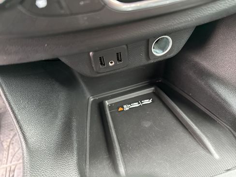 Used 2023 Chevrolet Traverse LT w/ LPO, Floor Liner Package image 14