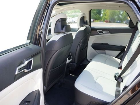 New 2026 Kia Sportage EX w/ EX Panoramic Sunroof Package image 11