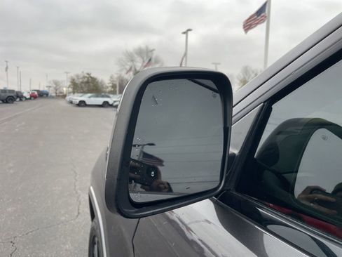 Used 2021 Jeep Grand Cherokee Laredo X image 13