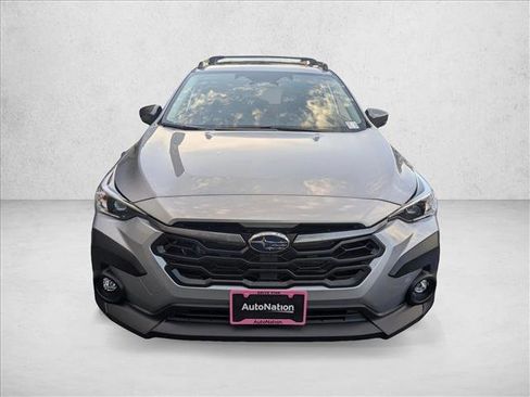 Used 2025 Subaru Crosstrek 2.0i Premium image 6