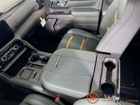 New 2026 GMC Sierra 2500 AT4 w/ AT4 Premium Plus Package AWD/4WD image 29
