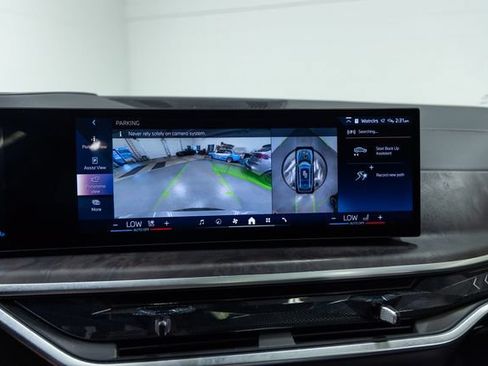 Certified 2025 BMW X7 xDrive40i AWD/4WD image 18
