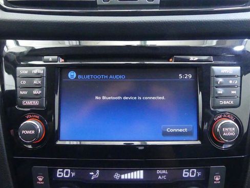 Used 2017 Nissan Rogue Sport SL AWD/4WD image 11