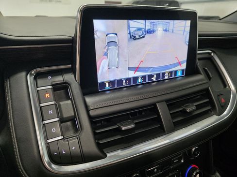 Used 2021 Chevrolet Suburban High Country AWD/4WD image 18
