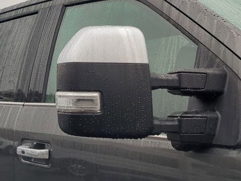 Used 2019 Ford F250 Platinum w/ Platinum Ultimate Package image 10