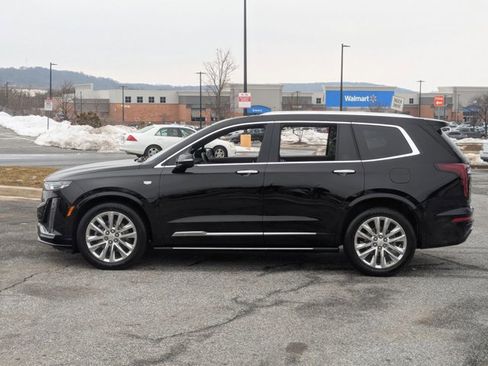 Used 2020 Cadillac XT6 Premium Luxury image 9