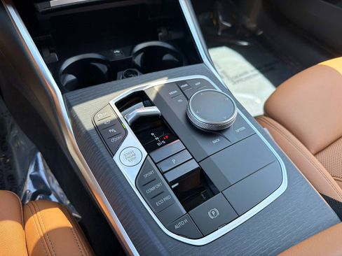 New 2026 BMW 330i Sedan w/ M Sport Package RWD image 24